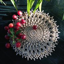 Load image into Gallery viewer, Crochet doily MILLY
